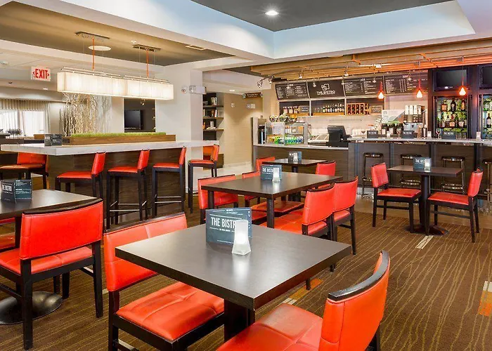 Courtyard By Marriott Chicago Hotel 3*