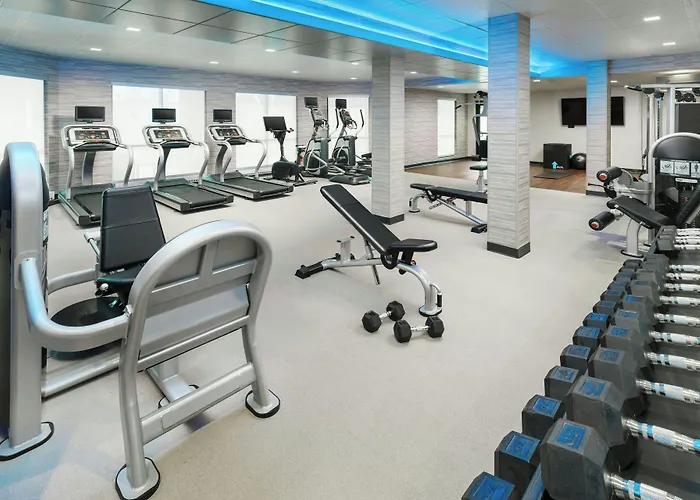 Courtyard By Marriott Chicago 3*