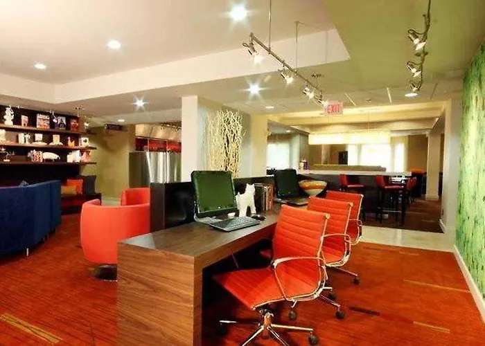 Hotel Courtyard By Marriott Chicago 3*