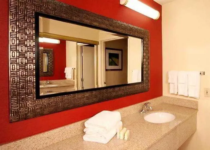 Hotel Courtyard By Marriott Chicago 3*